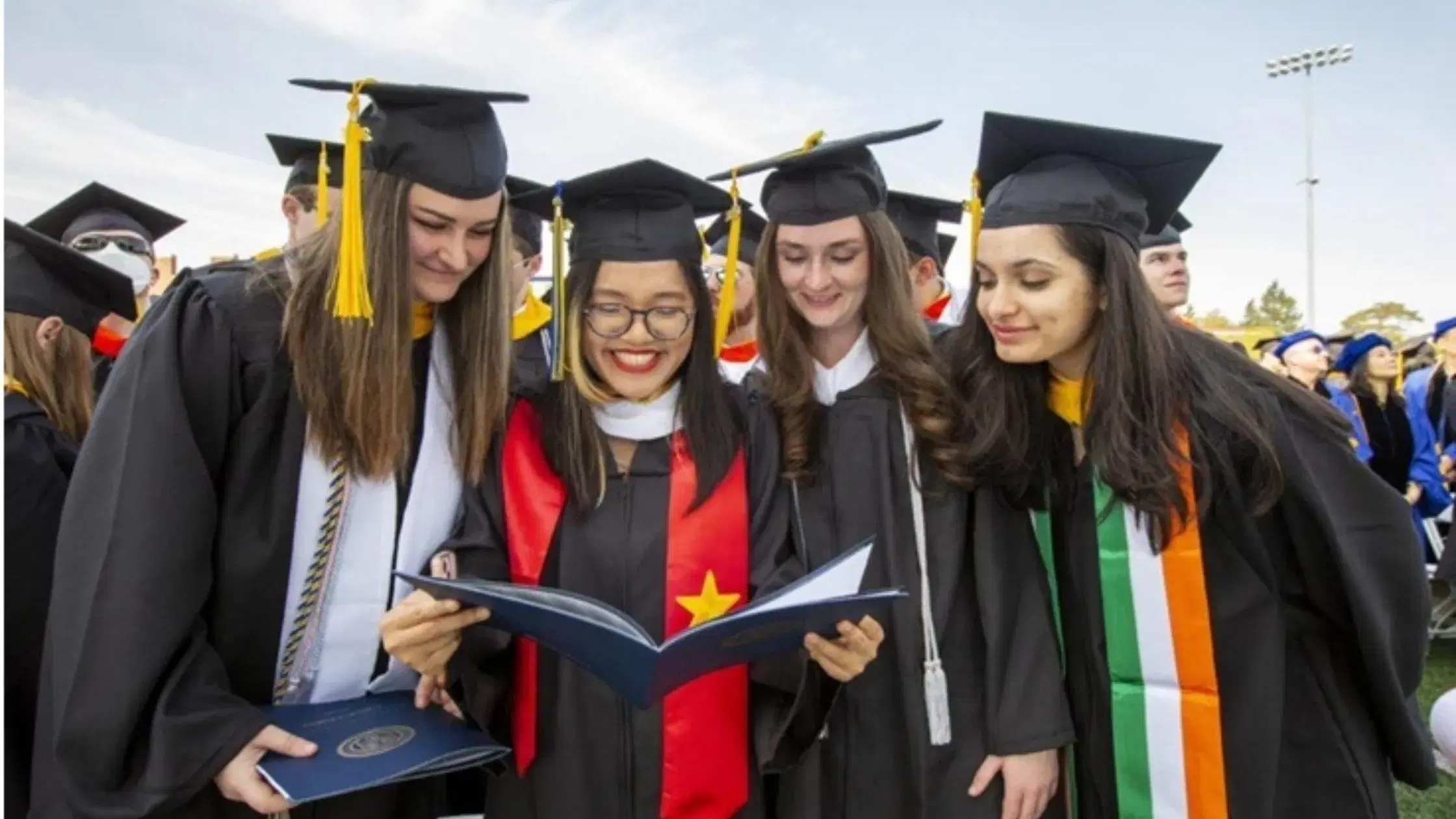 The Felix Scholarship