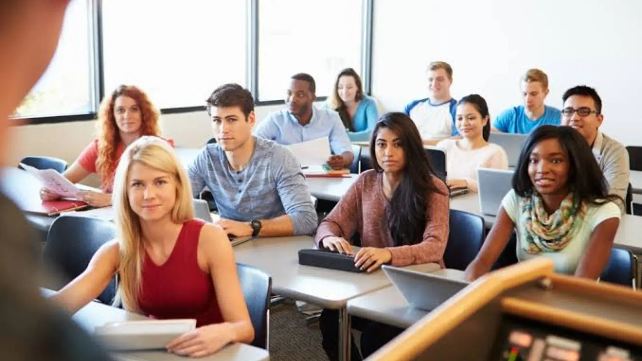 What to Expect During Your First Week at University (2026)